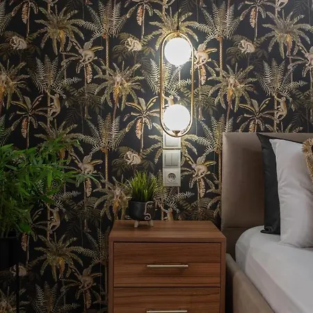 Apartamento Stylishly Decorated House - Free Private Parking! *